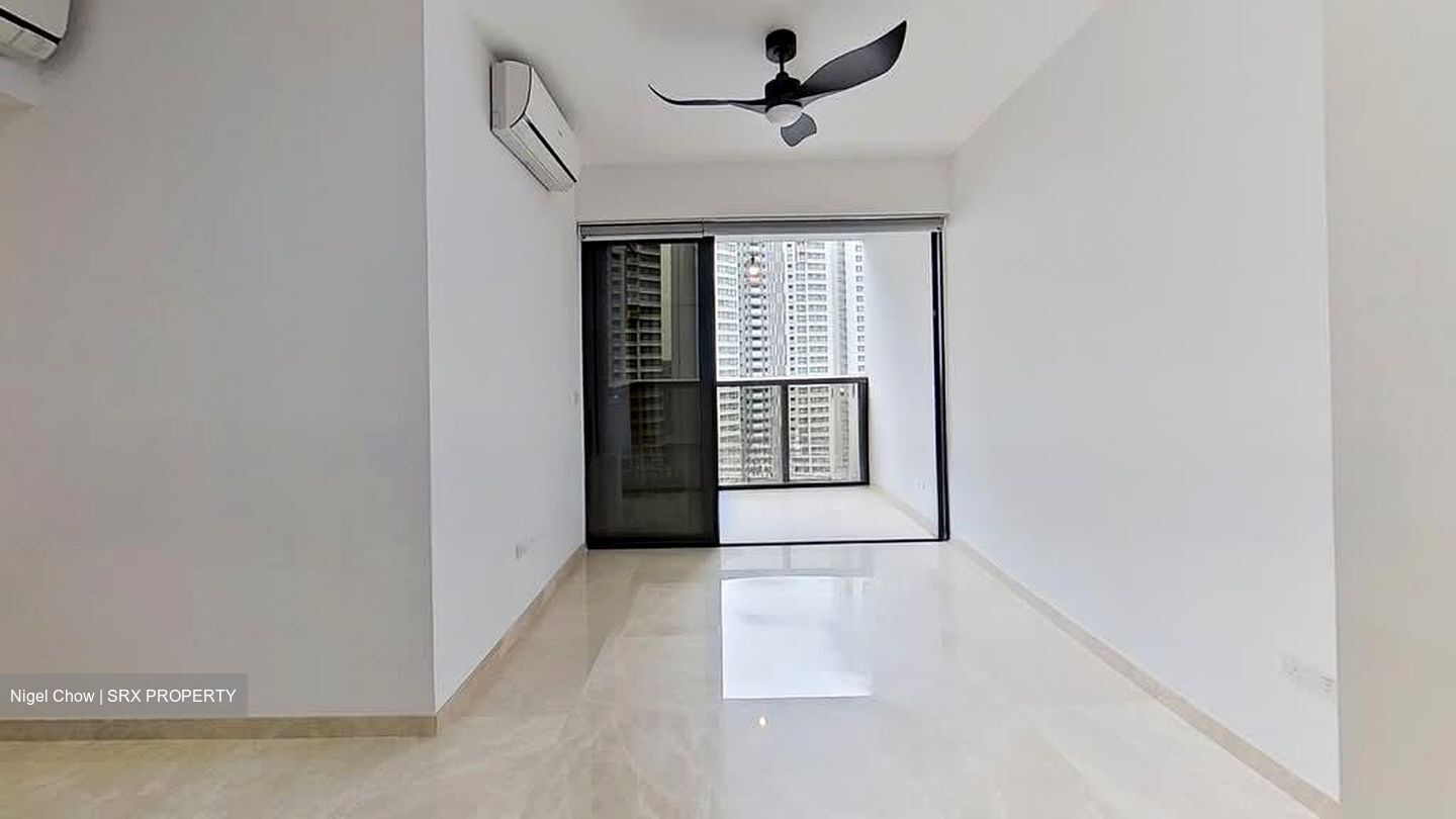 Commonwealth Towers (D3), Condominium #560645991